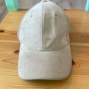 Corduroy baseball cap, adjustable size